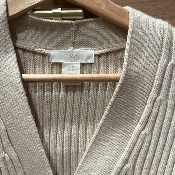 Cream Ribbed Button-Up Cardigan - Picture 2 of 7